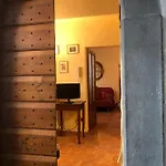 Casa Di Silvia Apartment *